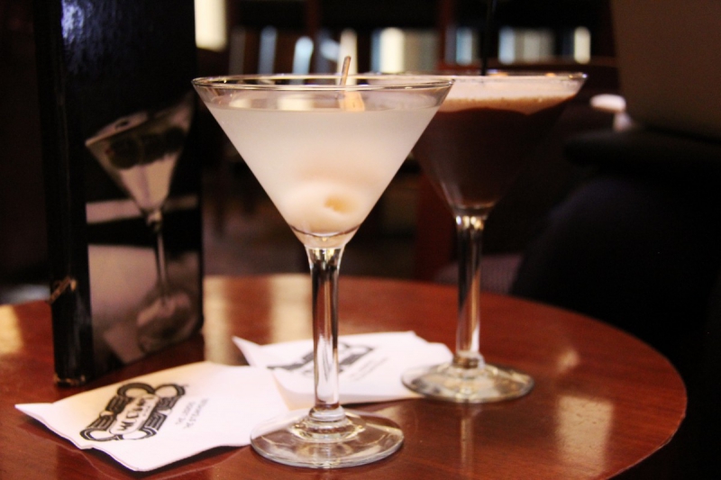 brasserie-LA ROQUETTE SUR VAR-min_martini_bar_lychee_chocolate_alcohol_liquor_happy_hour_happy-910161